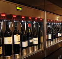 Small Winemakers Centre - Stayed