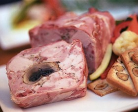 Lovedale Smokehouse Gourmet Pantry, Cafe And Masterclasses - Stayed 1