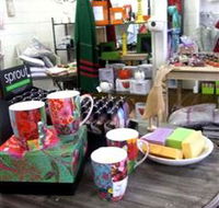 The Famous Tinonee Cafe and Gift Shop - Stayed