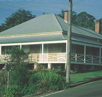 Maclean Stone Cottage and Bicentennial Museum - Stayed