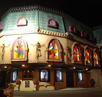 Draculas Cabaret Restaurant - Stayed