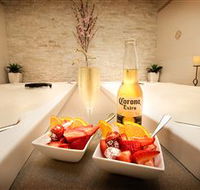 Aqua Vitae Day Spa - Stayed