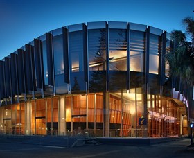 Glasshouse - Stayed 0