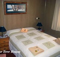 Sages Haus Bed and Breakfast - Stayed