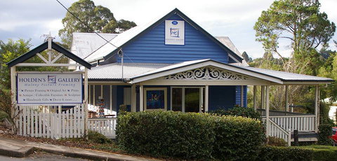 Holden’s Gallery - Stayed 1