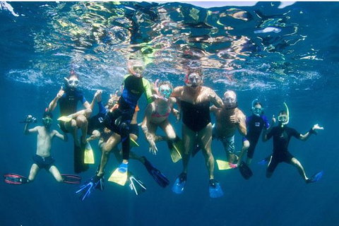 VIP Luxury Chartered Escapes, Exploring The Reef At Your Own Pace - Stayed 13