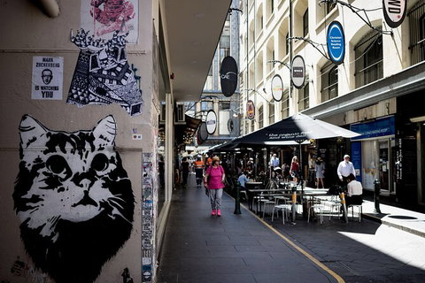 Melbourne Bites And Sights With Eureka Skydeck Entrance And Tram Ride - Stays Accommodation 3