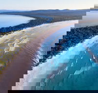 Maria Island Cruise  Walk. Renowned day tour with drinks and guided walk - Stayed