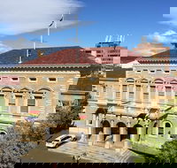 2-Hour Small-Group Walking Tour of Hobart - Stayed