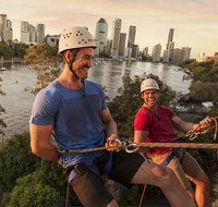 Abseiling the Kangaroo Point Cliffs in Brisbane - Stayed