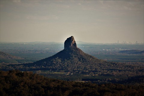 Maleny Booked Hire Services Sunshine Coast And Hinterland Buses And Private Cars - Stayed 0