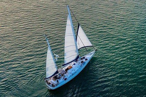 Full-Day Adventure Sailing Experience: Circumnavigate Magnetic Island - Stayed 1