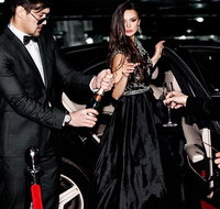 Luxury Movie World Transfers To and From Brisbane CBD Hotel for up to 7 ppl - Stayed