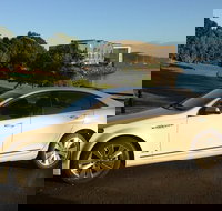 Limo from Proserpine airport to Airlie Beach - Stayed