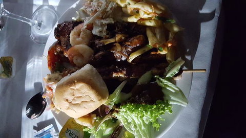 Uluru (Ayers Rock) Sunset With Outback Barbecue Dinner And Star Tour - Stayed 3