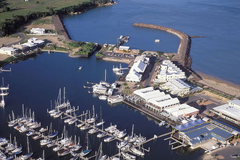 Darwin Shore Excursion: Hop-on Hop-off Bus Tour - Stayed 18