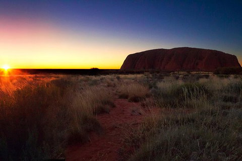 Uluru (Ayers Rock) Sunset Tour - Stayed 3