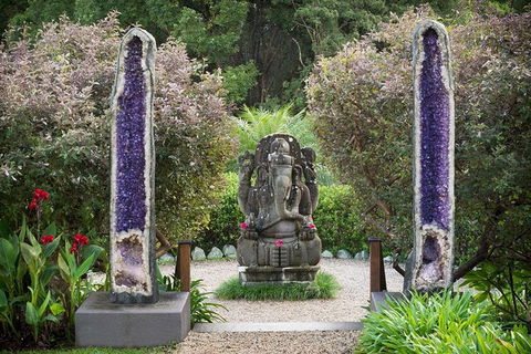 Byron Bay And Beyond Tour Including Cape Bryon Lighthouse Crystal Castle And Bangalow - Stayed 2