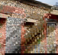 A Walk Back In Time Trail - Kingscote - Stayed