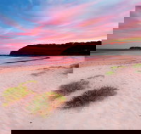 McKenzies Beach - Stayed