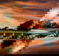 Millicent Swimming Lake - Stayed