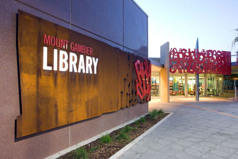 Mount Gambier Library - Stayed 0