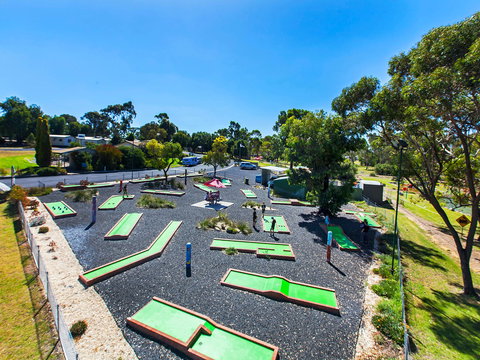 Naracoorte Mini Golf - Stayed 1