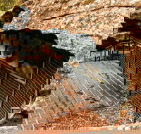 Red Hands Cave Walking Track - Blue Mountains National Park - Stayed