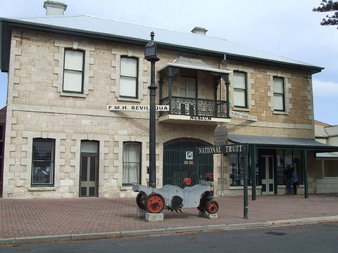 The Old Wool And Store Grain Museum Beachport - Stayed 1