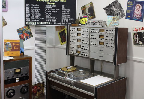 Australian Country Music Hall Of Fame - Stays Accommodation 2