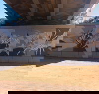 Berri Bridge Mural - Stayed