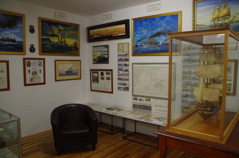 Mainly Maritime - Stayed 1