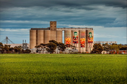 PUBLIC Silo Trail: Merredin - Stays Accommodation 1