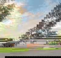 Swan Hill Regional Art Gallery - Stayed