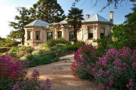 Buda Historic Home & Garden - Stayed 0