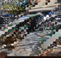 Ellena Street Pavement Art and Sculpture - Stayed