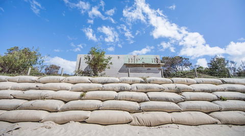 Fort Bribie - Stays Accommodation 1