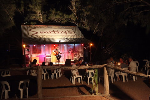 Smithy's Outback Dinner And Show - Stayed 0