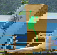 Tully Golden Gumboot - Stayed