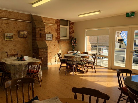 Anglican Community Cafe, Limestone Art Gallery & Cornish Garden - Stayed 2