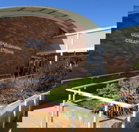 Bicentennial Creative Arts Centre - Stayed