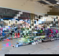 Culcairn Red Cross Craft Shop - Stayed