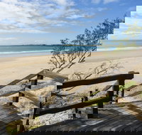 Grasstree Beach - Stayed