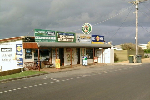 Peterborough Licensed Grocers - Stayed 2