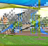 Queen Elizabeth ll Park Queanbeyan - Stayed