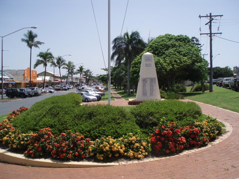 Yeppoon War Memorial - Stayed 0