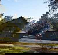 Coronation Hall Somerset Dam - Stayed