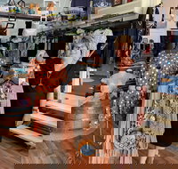 Kaysuelle Fashions - Stayed