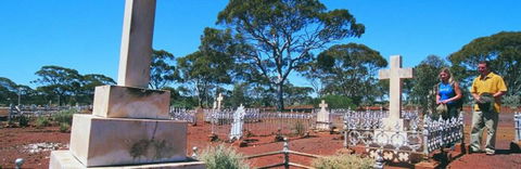 Old Pioneer Cemetery Coolgardie - Stayed 0