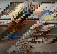 Campo de Flori - Boutique Artisan Ceramic Studio - Stayed